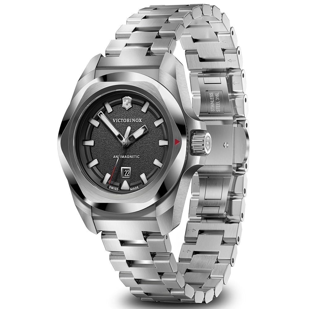 vanimimiページ Amazon.com: Victorinox I.N.O.X. Small Black Dial Stainless